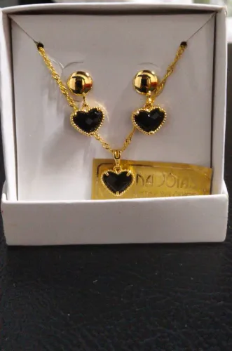 Conjunto folheado a ouro