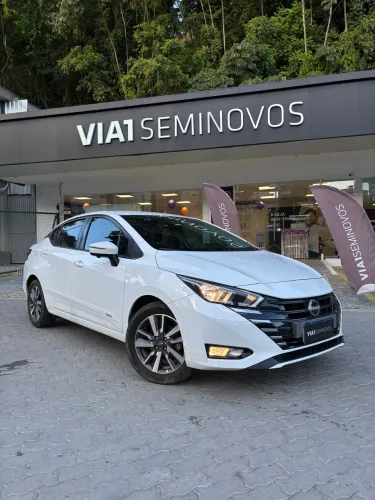 Versa ADVANCE 1.6 CVT - 23/24- Só 38 mil KM - Garantia NISSAN - Cautelar aprovada- Marcos