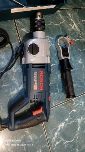 Furadeira de impacto bosch