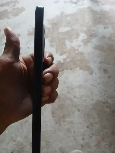 Estou vendendo um aparelho de celular 