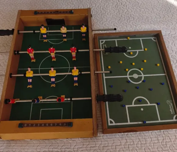 Brinquedo totó e dedobol