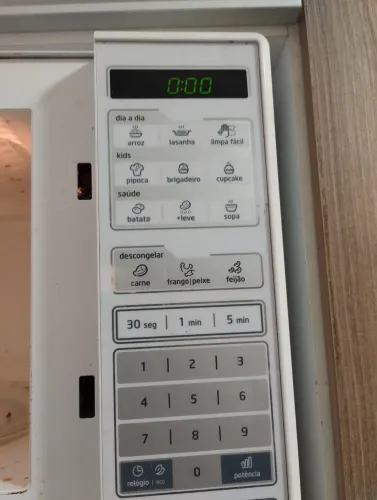 Microondas Midea 32L