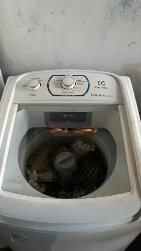 Vende máquina de lavar