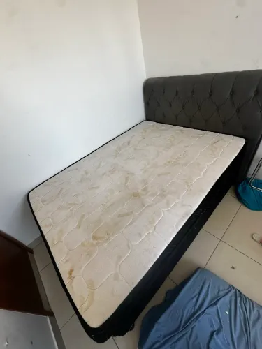 Cama casal completa $200