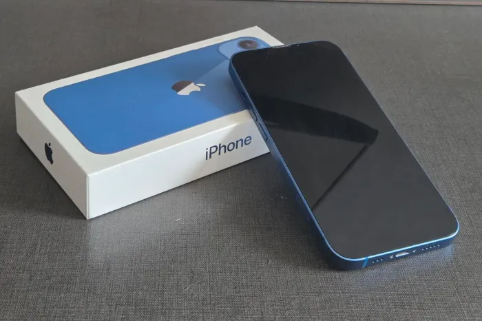 iPhone 13 256 GB modelo ANATEL com nota fiscal!!