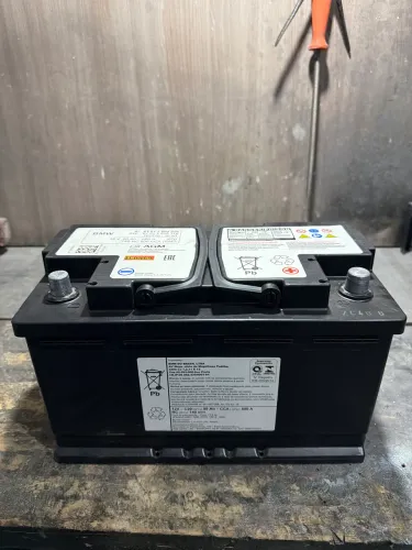 Bateria 80ah AGM - Usada Original BMW