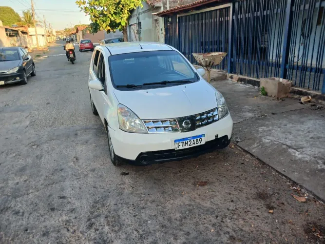 Nissan Livina 1.6 16V Flex Fuel 5P 2013