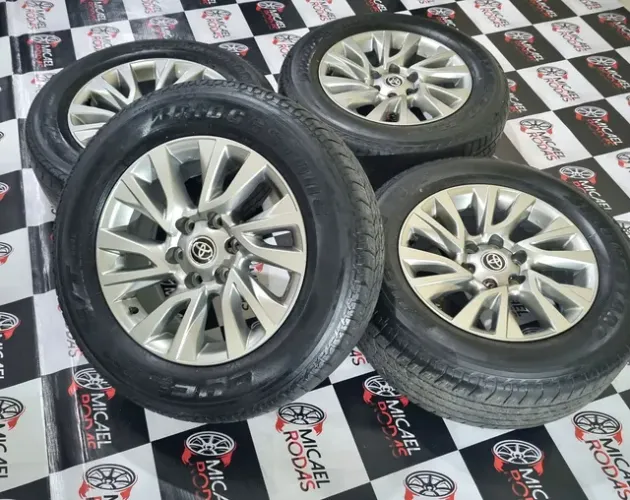 Jogo de rodas aro 18" Toyota Hilux sw4 Diamond 6x139 original + Pintura Nova + pneus