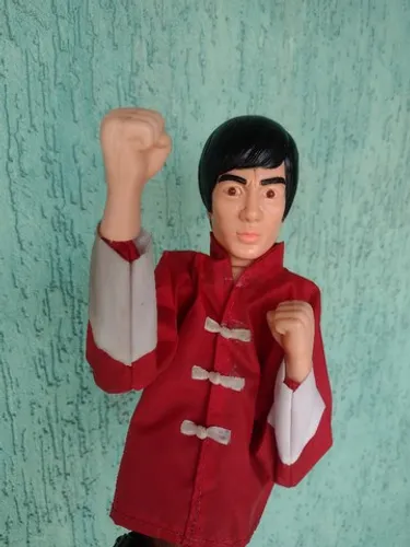 brinquedo antigo e muito raro Bruce lee