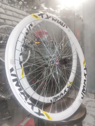 Rodas Vmaxx com cubos k-7 barulhento