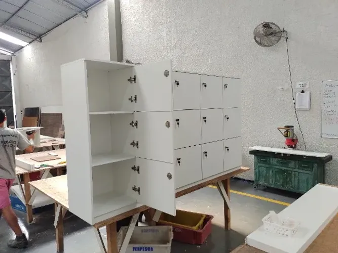 escaninhos guarda volumes