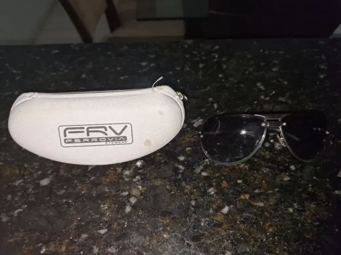 Óculos de sol Ferro via original