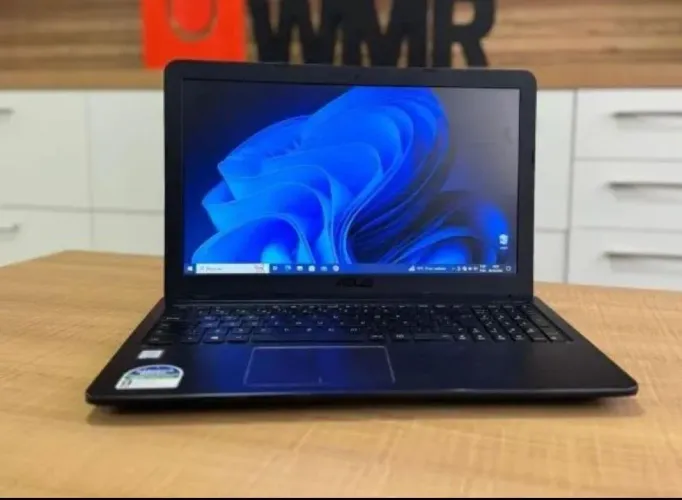 Notebook Asus - Impecável - Tela 15.6'