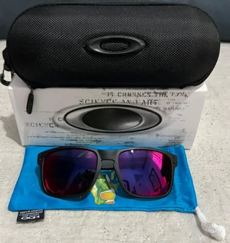 Óculos Oakley Holbrook Matte Black/Lente Tanzanite