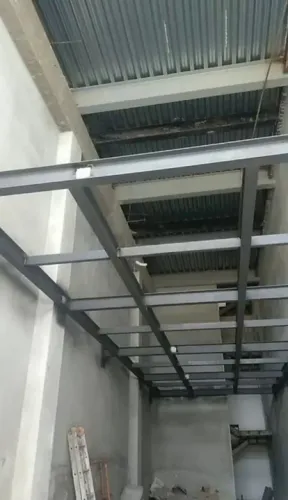Mezanino e estrutura metálica 
