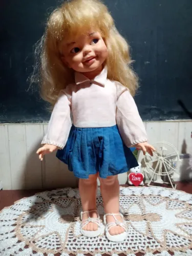 Boneca GUI GUI antiga