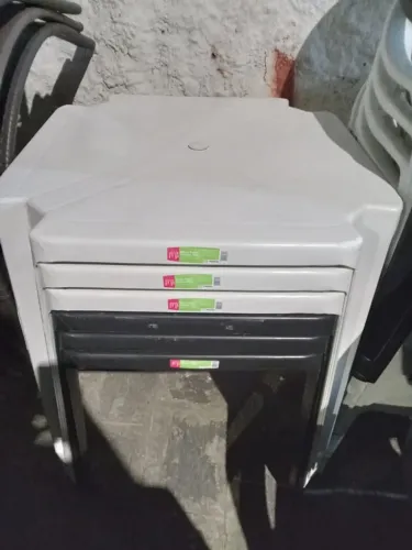 Mesa de Plástico