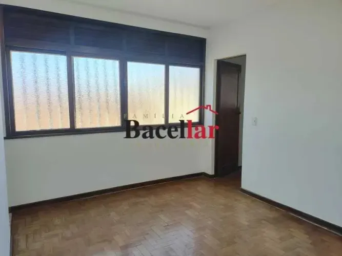 Apartamento : / Residencial / São Francisco Xavier