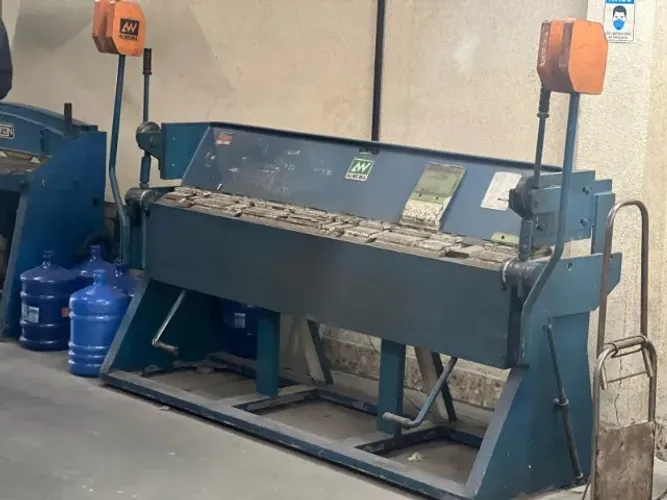 Dobradeira Manual 2 metros 