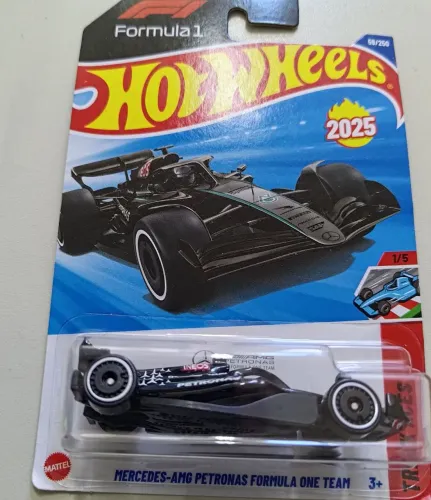 Hot Wheels Formula 1 Mercedes-AMG Petronas