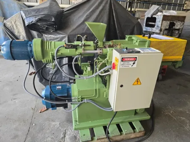 Máquina injetora de plásticos Ideal para laboratório-Injeção de plaquetas