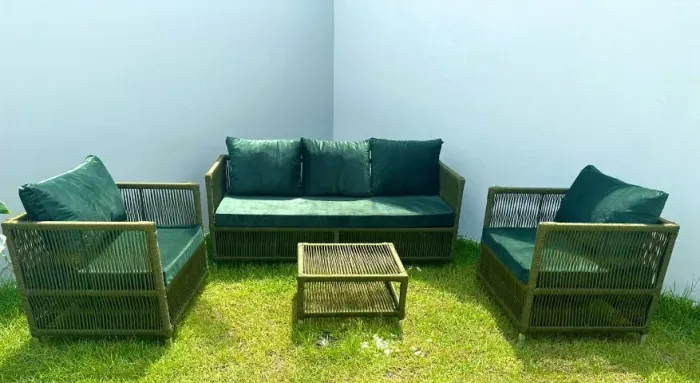 CONJUNTO DE SOFÁ ITÁLIA EM CODA NAÚTICA.