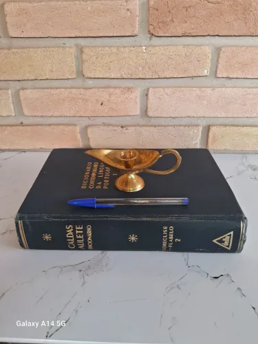 Castiçal palmario dourado