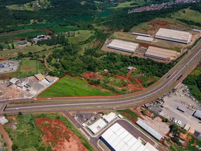 Terreno à venda na Zona Rural com 26.467,99m², por R$ 5.822.957,80 - Londrina/PR