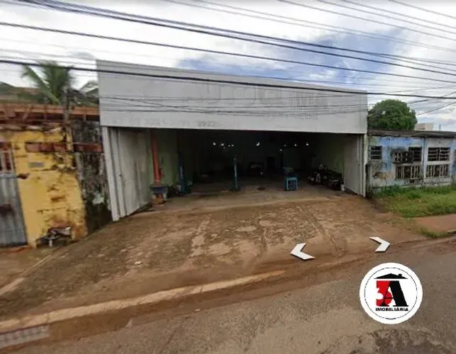 Galpão 270m2 a Próximo a Jorge Teixeira
