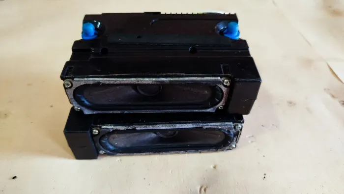 Auto Falantes TV Samsung 49J5200AG 