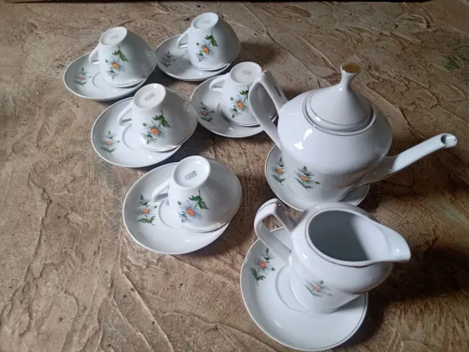 Jogo de Chá vintage com 7 Peças - Flores