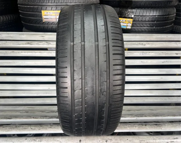 Pneu 225/45/17 Pirelli PZero Rosso (De Época) / Pneu 225/45R17