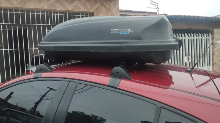 Maleiro e teto para alugar 