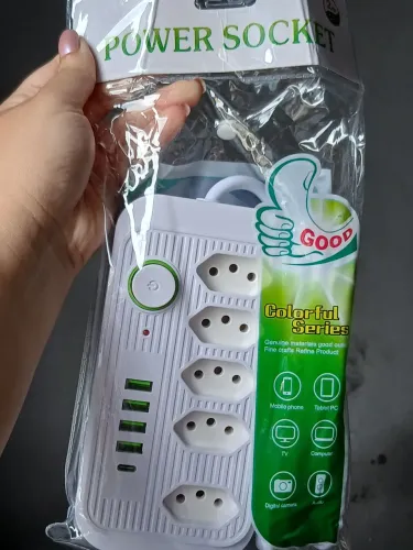 Extensão 5 Tomadas Elétrica Universal 4 Usb