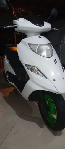 Scooter / Suzuki / Burgman 125i