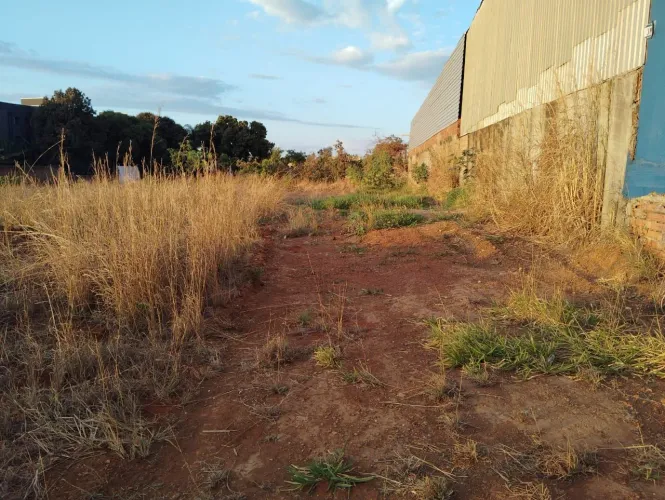 RB BRANDÃO: VD LOTE COMERCIAL COM 1500M2 EM ÁGUAS LINDA DE GOIÁS,