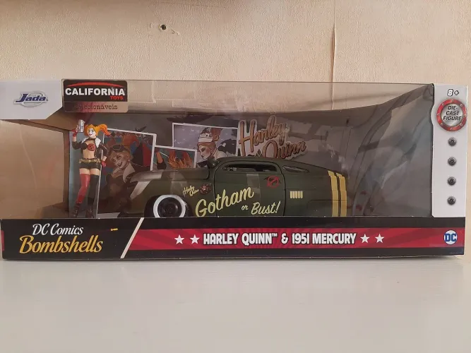 Harley Quinn e seu carro 1951 Mercury - Edição Colecionável