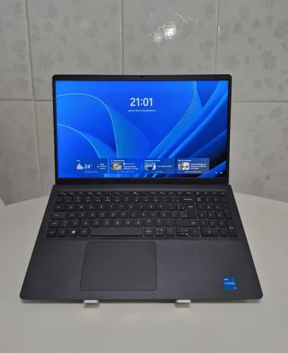 NOTEBOOK DELL I3 12° COM NOTA FISCAL, 8GB, 256SSD - PERFEITO ESTADO