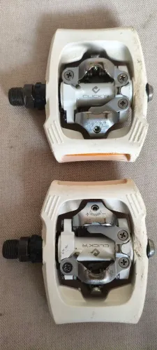 Pedais Shimano plataforma Click'R