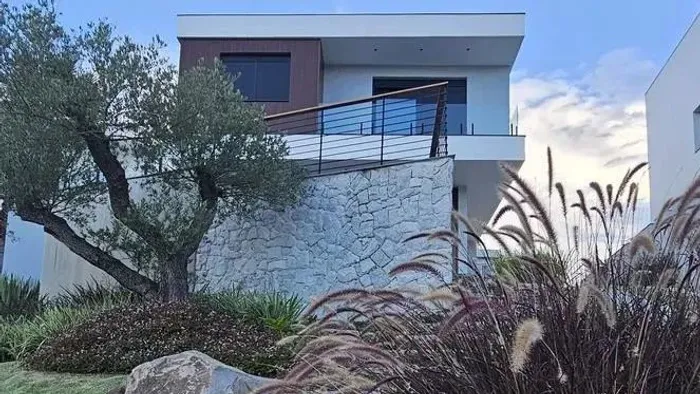 Casa em Condomínio com 3 Dormitorio(s) localizado(a) no bairro Nossa Senhora da Saúde em C