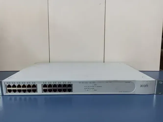 Switch 3com 4400 3c17203 10/100mbps 24 Portas 