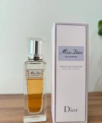 Miss Dior Eau de Parfum Roller Pearl 20 ml