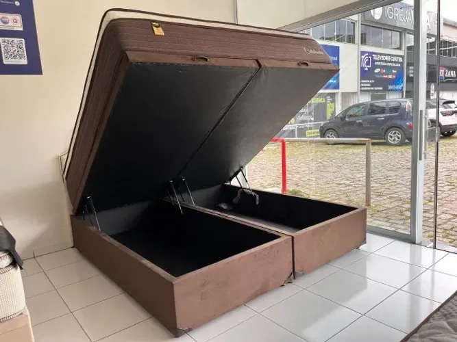 Liquida Estoque! Cama Box Baú Queen Molas Ensacadas Marca Hellen Nova 12x de R$ 250,00