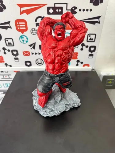 Action figure Hulk vermelho 
