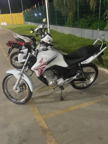 Titan 150 2014 zero detalhes zera de tudo pra vender ou troca em celta 2001