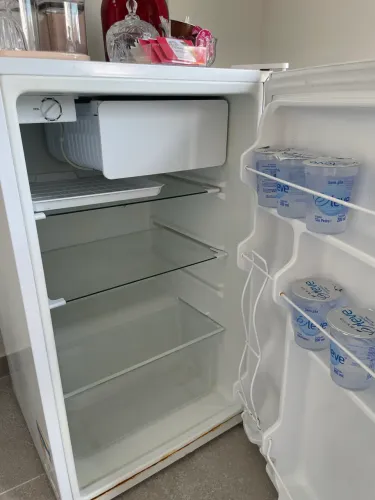 Freezer Philco semi novo