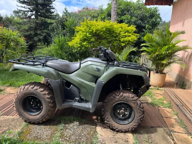 Quadriciclo 4x4 Honda