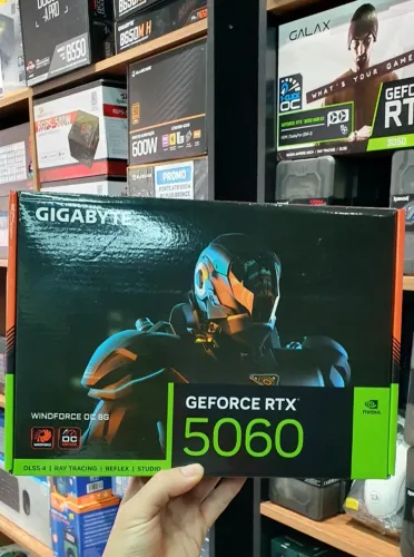 Placa de Vídeo Gigabyte NVIDIA GeForce RTX 5060 Windforce OC, 8GB, GDDR7, DLSS, Ray Tracin