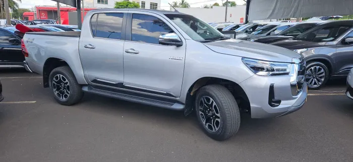 Toyota Hilux CD SRX 4X4 2.8 TDI 16V Diesel Aut. 2024