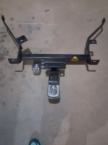Engate reboque  para strada  fiat removível  para os modelos a partir  de 2021
